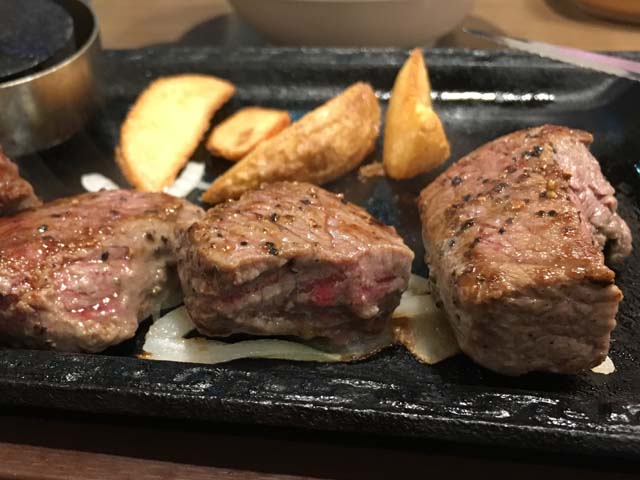 ステーキガストに行ってきた この価格でこのクオリティ だけどちょっと残念だった点も ブログが書けたよ