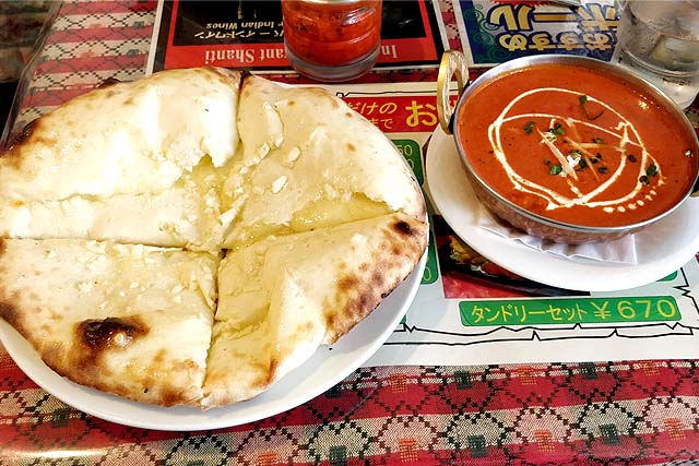 インド料理サンティのガーリックチーズナンが激ウマ過ぎる！！ | ブログが書けたよ！